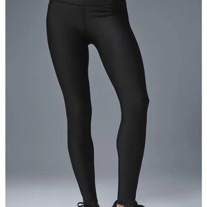 ALO Yoga Classic Black Leggings & Sports Bra